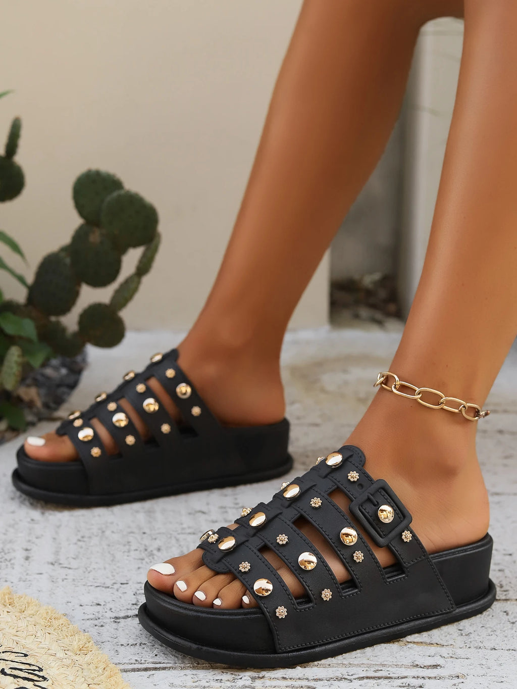 Summer Casual Sandals for Women, Leather Studded Flat Mid-Heel Roman Sandals, Open-Toe Design with Cross Straps, Slip-On Style, Mother's Day Gift